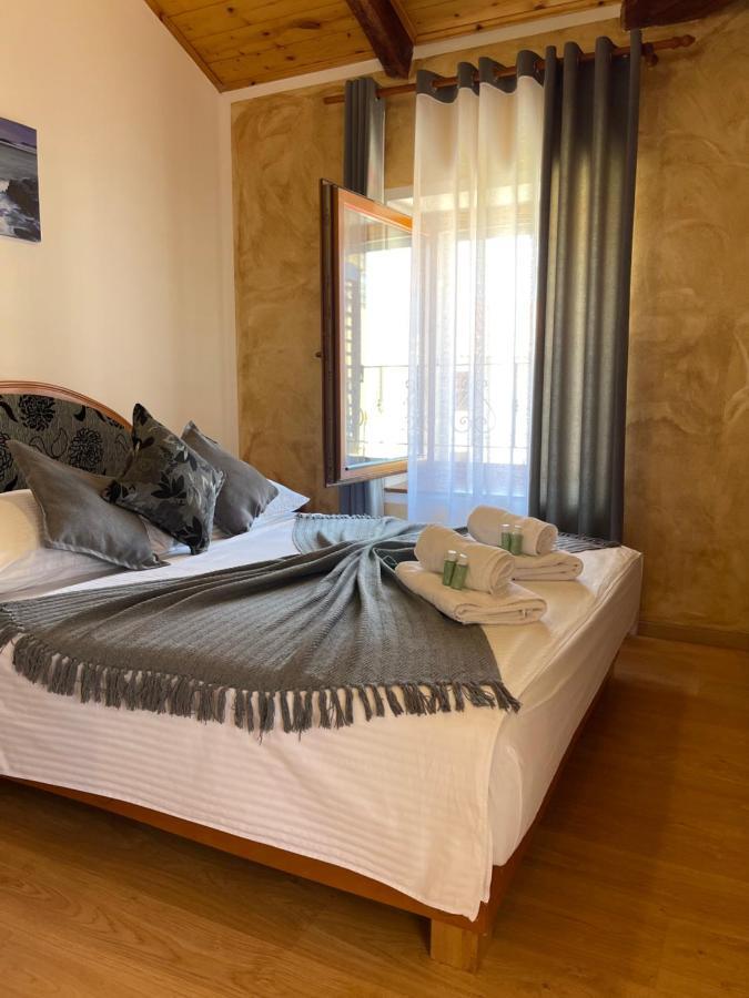 Rooms Valentino Poreč Exteriör bild